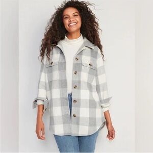 Old Navy Gray and White Plaid Button Down Shirt